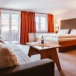 Alpengasthof Loewen 3* 힌델랑