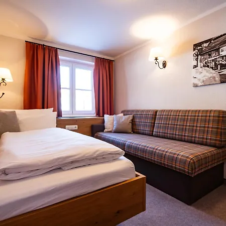 Hotel Alpengasthof Loewen 3*