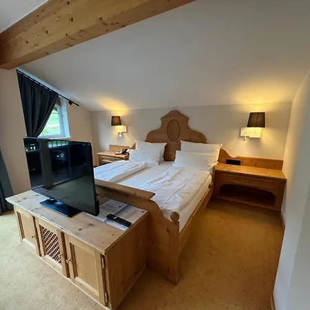 Hotel Alpengasthof Loewen